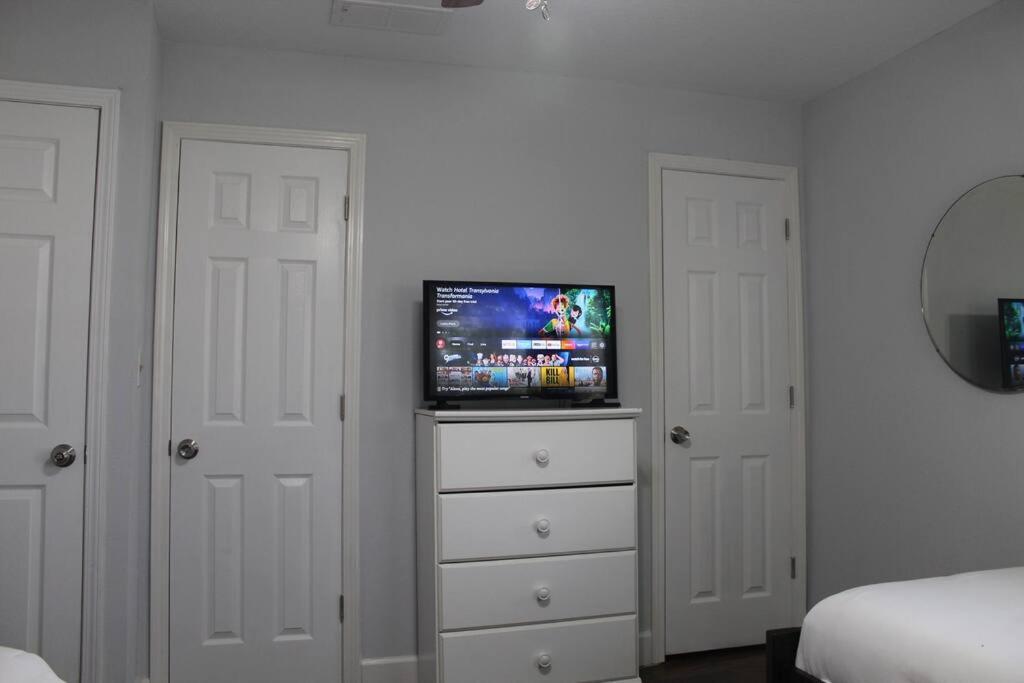 ☆The Oasis In Murray Hill☆ -Sleeps 8- Wifi- Cozy Τζάκσονβιλ Εξωτερικό φωτογραφία
