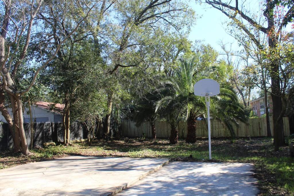 ☆The Oasis In Murray Hill☆ -Sleeps 8- Wifi- Cozy Τζάκσονβιλ Εξωτερικό φωτογραφία